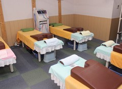 info_gallery_07 横浜市都筑区と緑区の境にある鴨居内田接骨院施術室