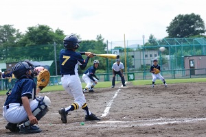 スポーツも肉体労働なので腰痛の原因に繋がります